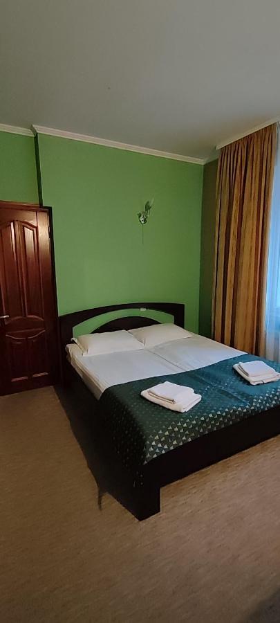 Hotel Лелеч Tatarów Zewnętrze zdjęcie