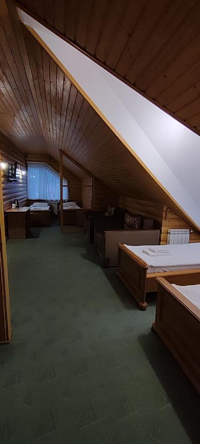 Hotel Лелеч Tatarów Zewnętrze zdjęcie