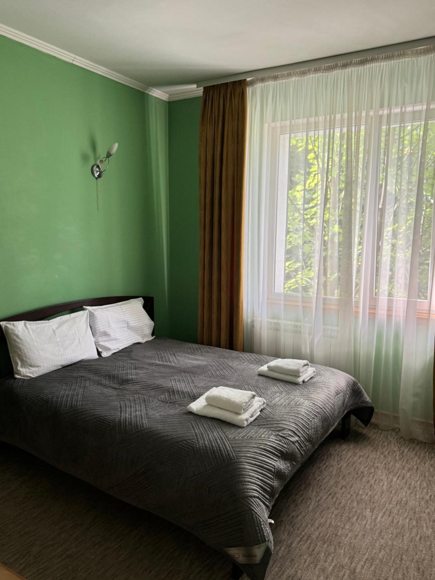 Hotel Лелеч Tatarów Zewnętrze zdjęcie