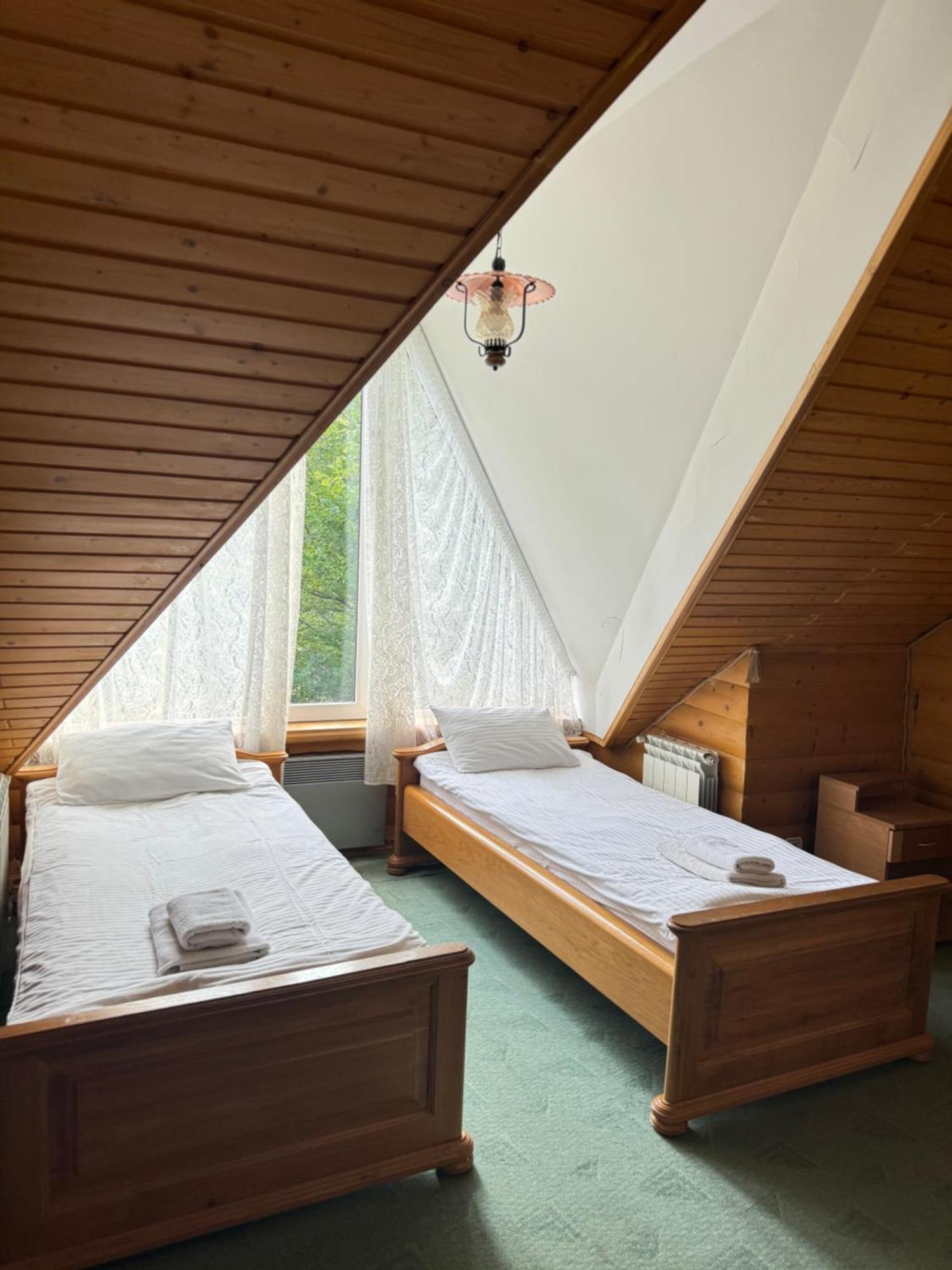 Hotel Лелеч Tatarów Zewnętrze zdjęcie