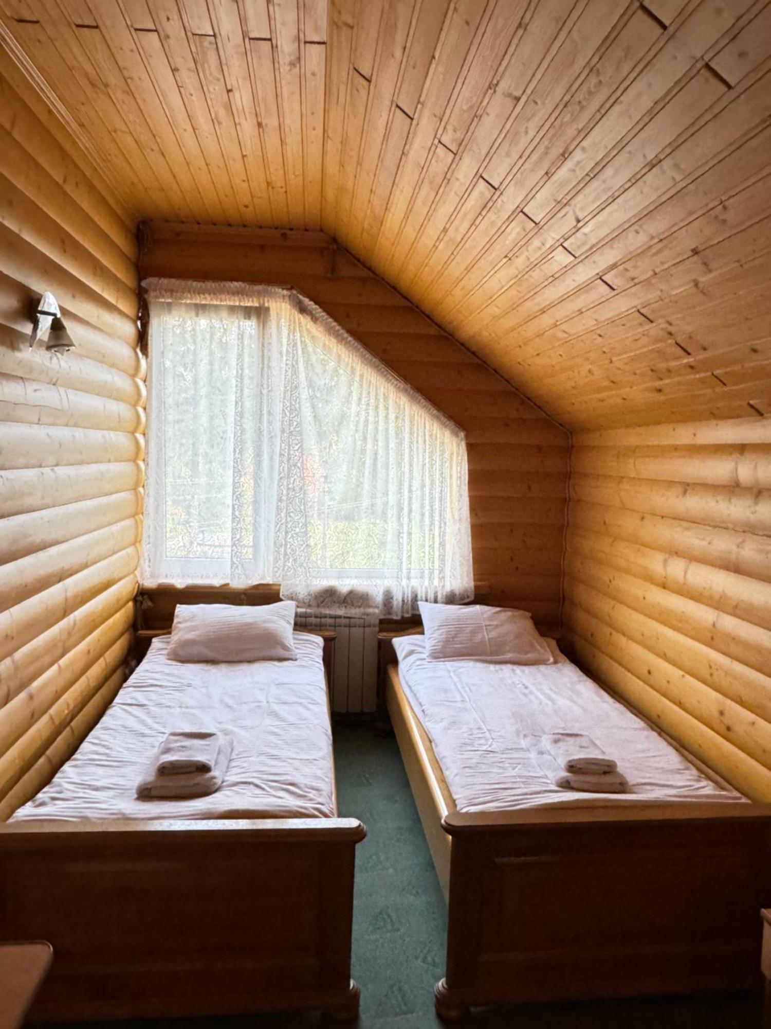 Hotel Лелеч Tatarów Zewnętrze zdjęcie