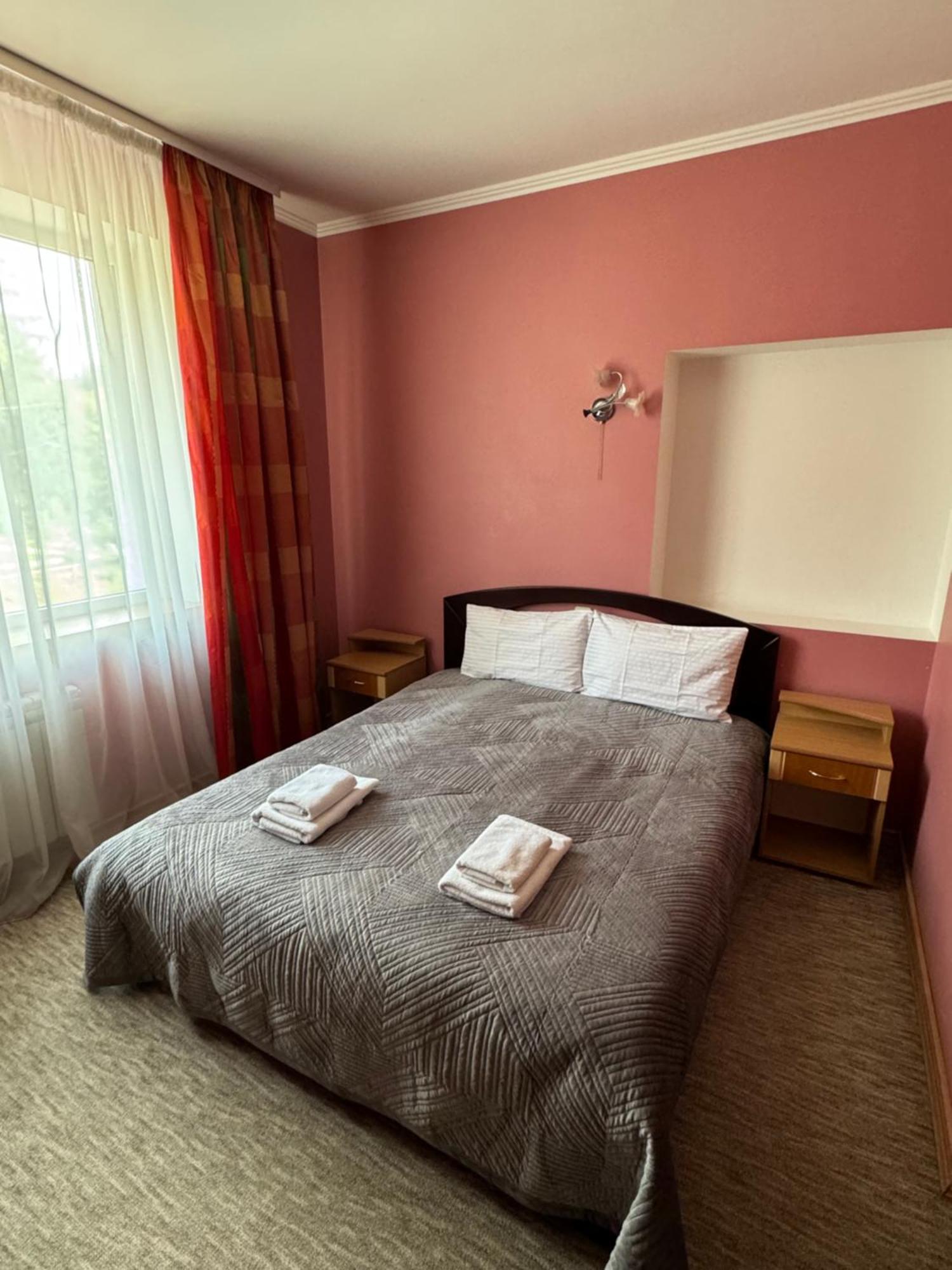 Hotel Лелеч Tatarów Zewnętrze zdjęcie
